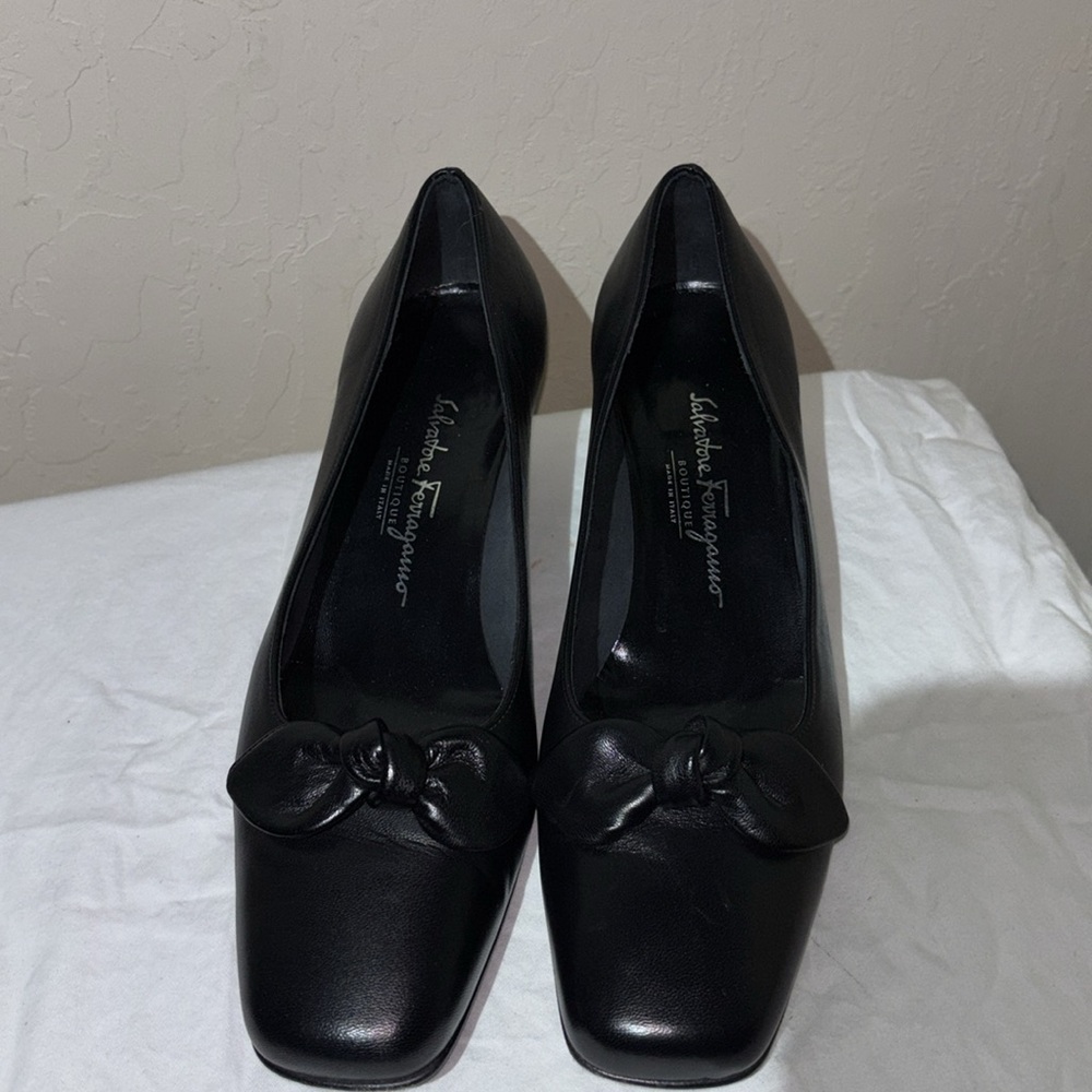 Salvatore Ferragamo Elegant Black Women's Heels